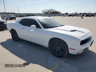 ✅ 2018 Dodge Challenger SXT Plus • VIN: 2C3CDZAG0JH245819 • Lot: 41948133. Wystawiony na Copart z przebiegiem 63 590 mil. Bezpłatny archiwum sprzedaży aukcyjnych z USA i szczegółowy raport historii pojazdu na DreamBid. Zdjęcie 4.