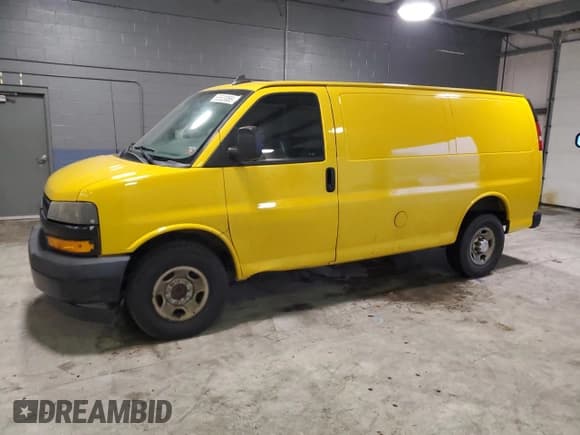 ✅ 2019 Chevrolet Express Cargo • VIN: 1GCWGAFP0K1336907 • Lot: 65523065. Wystawiony na Copart z przebiegiem 188 900 mil. Bezpłatny archiwum sprzedaży aukcyjnych z USA i szczegółowy raport historii pojazdu na DreamBid. Zdjęcie 1.