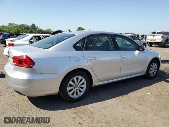 ✅ 2013 Volkswagen Passat S • VIN: 1VWAP7A35DC046457 • Lot: 61767945. Listed on Copart with 148,650 mi. Free auction sales archive from the USA and detailed vehicle history report at DreamBid. Image 3.
