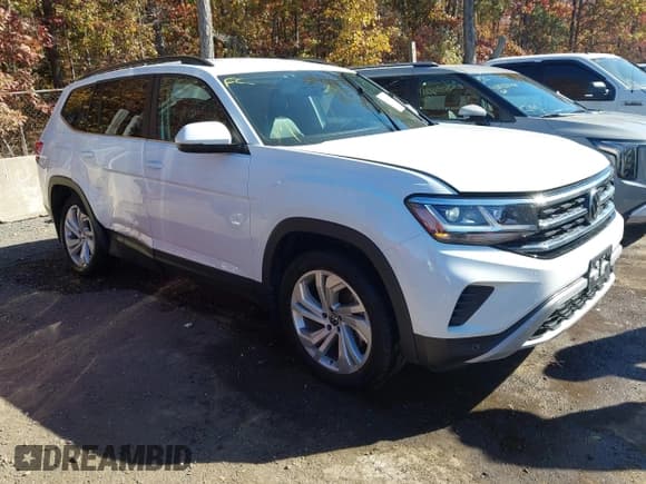 ✅ 2022 Volkswagen Atlas SE • VIN: 1V2HR2CAXNC523717 • Lot: 43480886. Listed on IAAI with 37,400 mi. Free auction sales archive from the USA and detailed vehicle history report at DreamBid. Image 1.