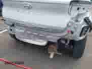 2021 Hyundai Venue SE z VIN KMHRB8A3XMU100531, wystawiony jako IAAI lot #41777510 z przebiegiem 34 557 mil mil oraz . Historia ofert i sprzedaży dostępna na DreamBid. Obrazek 6.