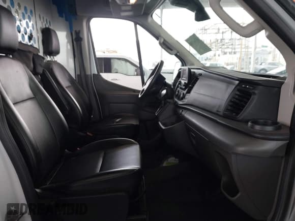✅ 2020 Ford Transit Cargo • VIN: 1FTYE1C89LKB18309 • Лот: 41745186. Опубликован ранее на IAAI с пробегом 44 937 миль. Бесплатный доступ к архиву аукционных продаж из США и подробный отчёт об истории автомобиля на DreamBid. Изображение 5.