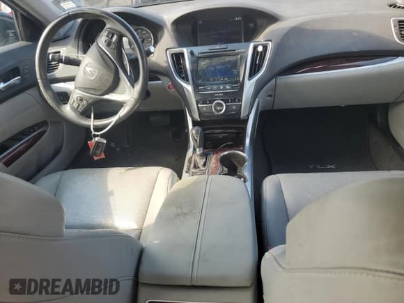 ✅ 2015 Acura TLX Technology • VIN: 19UUB1F54FA028716 • Lot: 81389505. Wystawiony na Copart z przebiegiem 111 377 mil. Bezpłatny archiwum sprzedaży aukcyjnych z USA i szczegółowy raport historii pojazdu na DreamBid. Zdjęcie 8.