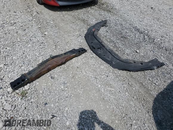 ✅ 2011 Chevrolet Traverse 1LT • VIN: 1GNKVGEDXBJ129446 • Lot: 67484294. Wystawiony na Copart z przebiegiem Nie podano. Bezpłatny archiwum sprzedaży aukcyjnych z USA i szczegółowy raport historii pojazdu na DreamBid. Zdjęcie 13.