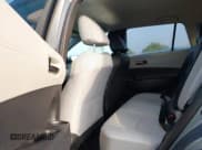 ✅ 2023 Toyota Corolla Cross LE • VIN: 7MUCAABG5PV045801 • Lot: 43504678. Wystawiony na IAAI z przebiegiem 24 996 mil. Bezpłatny archiwum sprzedaży aukcyjnych z USA i szczegółowy raport historii pojazdu na DreamBid. Zdjęcie 8.