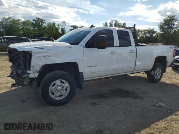 ✅ 2015 Chevrolet Silverado 2500HD LT • VIN: 1GC2KVEG0FZ518782 • Lot: 69478875. Wystawiony na Copart z przebiegiem 236 692 mil. Bezpłatny archiwum sprzedaży aukcyjnych z USA i szczegółowy raport historii pojazdu na DreamBid. Zdjęcie 1.