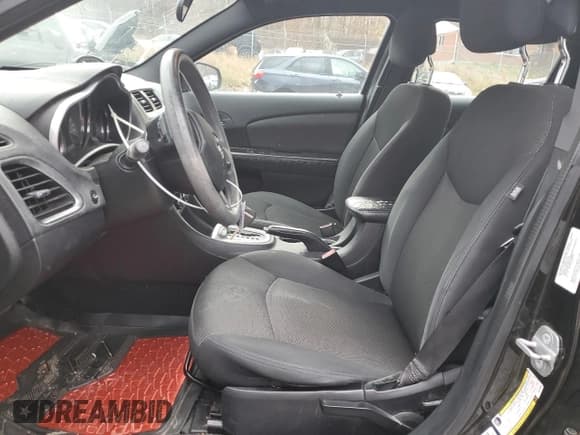 ✅ 2014 Dodge Avenger SE • VIN: 1C3CDZAB8EN223696 • Lot: 78574054. Wystawiony na Copart z przebiegiem 237 406 mil. Bezpłatny archiwum sprzedaży aukcyjnych z USA i szczegółowy raport historii pojazdu na DreamBid. Zdjęcie 7.