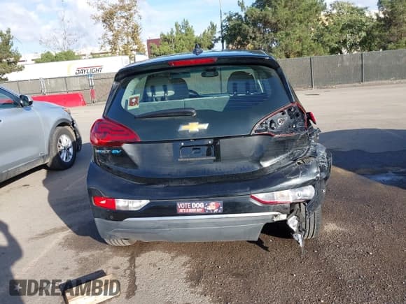 ✅ 2021 Chevrolet Bolt EV LT • VIN: 1G1FY6S06M4110688 • Lot: 43767555. Listed on IAAI with 72,298 mi. Free auction sales archive from the USA and detailed vehicle history report at DreamBid. Image 16.
