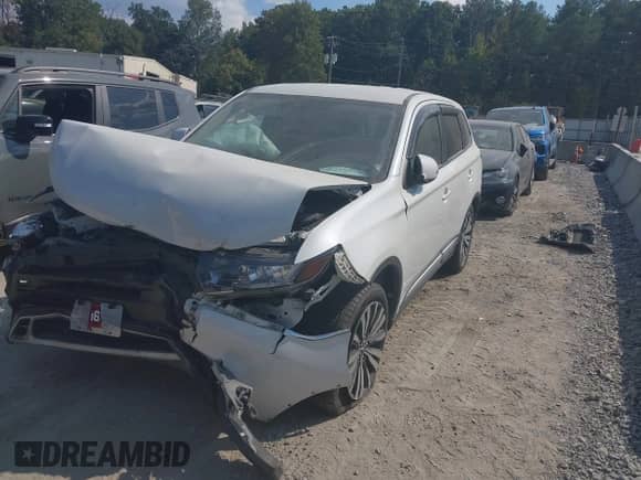 2019 Mitsubishi Outlander SE with VIN JA4AD3A36KZ035377, listed as a IAAI auction lot 43218904 with 170,000 mi miles and . Bid and sale history available at DreamBid. Image 2.