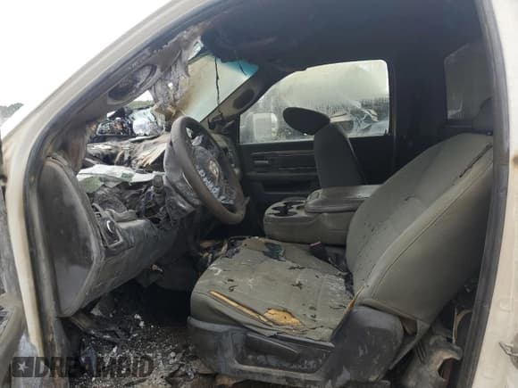 ✅ 2014 Ram 4500 Tradesman • VIN: 3C7WRLBL0EG234654 • Lot: 68428625. Wystawiony na Copart z przebiegiem Nie podano. Bezpłatny archiwum sprzedaży aukcyjnych z USA i szczegółowy raport historii pojazdu na DreamBid. Zdjęcie 7.