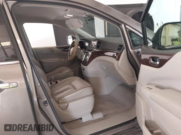 ✅ 2014 Nissan Quest SV • VIN: JN8AE2KP6E9106391 • Lot: 39891918. Listed on IAAI with 155,918 mi. Free auction sales archive from the USA and detailed vehicle history report at DreamBid. Image 5.