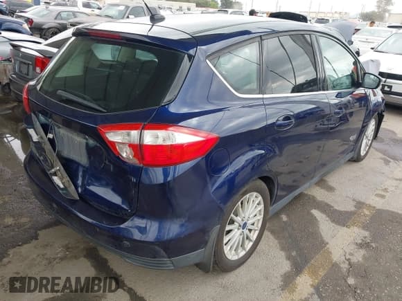 ✅ 2016 Ford C-Max SEL • VIN: 1FADP5CU3GL111777 • Lot: 41902986. Wystawiony na IAAI z przebiegiem 246 383 mil. Bezpłatny archiwum sprzedaży aukcyjnych z USA i szczegółowy raport historii pojazdu na DreamBid. Zdjęcie 4.