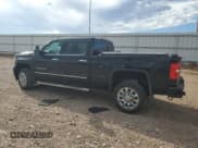 ✅ 2019 GMC Sierra 2500HD Denali • VIN: 1GT12SEY7KF125117 • Лот: 80319635. Опубликован ранее на Copart с пробегом 141 830 миль. Бесплатный доступ к архиву аукционных продаж из США и подробный отчёт об истории автомобиля на DreamBid. Изображение 2.