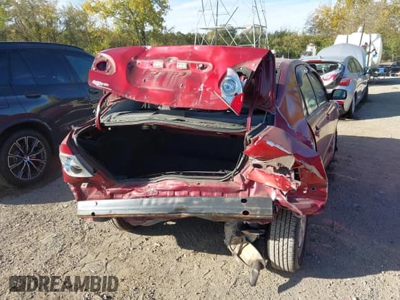 ✅ 2005 Toyota Corolla CE • VIN: 1NXBR32E95Z550477 • Лот: 43538141. Опубликован ранее на IAAI с пробегом 192 520 миль. Бесплатный доступ к архиву аукционных продаж из США и подробный отчёт об истории автомобиля на DreamBid. Изображение 6.