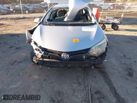 ✅ 2015 Toyota Corolla S Plus • VIN: 5YFBURHE6FP283472 • Lot: 43539144. Listed on IAAI with 159,750 mi. Free auction sales archive from the USA and detailed vehicle history report at DreamBid. Image 11.