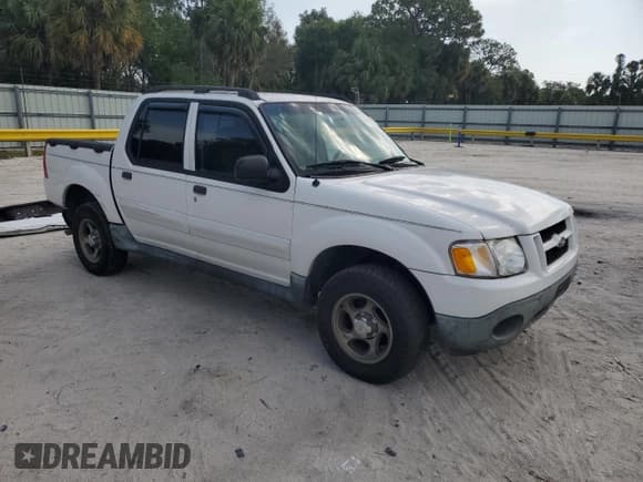 ✅ 2004 Ford Explorer Sport Trac XLS • VIN: 1FMZU67K24UC13080 • Lot: 57996855. Wystawiony na Copart z przebiegiem 140 707 mil. Bezpłatny archiwum sprzedaży aukcyjnych z USA i szczegółowy raport historii pojazdu na DreamBid. Zdjęcie 4.