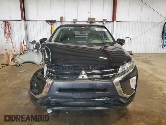 ✅ 2020 Mitsubishi Eclipse Cross LE • VIN: JA4AT4AA1LZ000142 • Лот: 58926425. Опубликован ранее на Copart с пробегом 90 896 миль. Бесплатный доступ к архиву аукционных продаж из США и подробный отчёт об истории автомобиля на DreamBid. Изображение 5.