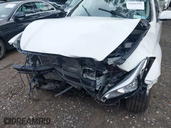 ✅ 2016 Infiniti Q70 • VIN: JN1BY1AR3GM270723 • Lot: 40029163. Wystawiony na IAAI z przebiegiem 80 411 mil. Bezpłatny archiwum sprzedaży aukcyjnych z USA i szczegółowy raport historii pojazdu na DreamBid. Zdjęcie 6.