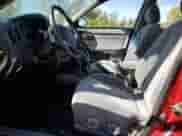 2005 Hyundai Elantra GLS с VIN KMHDN46D25U083396, выставлен на аукционе Copart как лот 75021364 с пробегом 176 062 миль миль и Списание • Salvage title. История ставок и продаж доступна на DreamBid. Изображение 7.