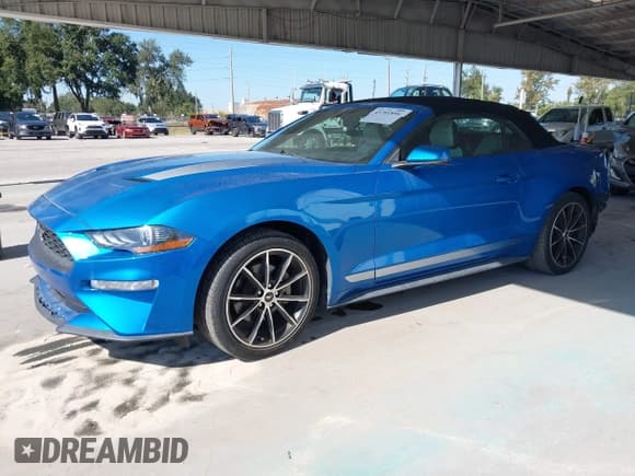 ✅ 2020 Ford Mustang EcoBoost Premium • VIN: 1FATP8UH4L5156790 • Lot: 43701894. Wystawiony na IAAI z przebiegiem 50 775 mil. Bezpłatny archiwum sprzedaży aukcyjnych z USA i szczegółowy raport historii pojazdu na DreamBid. Zdjęcie 18.