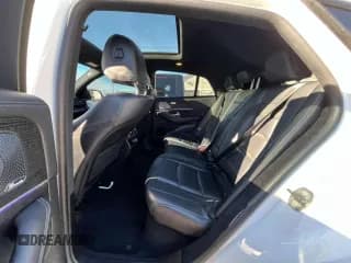 ✅ 2021 Mercedes-Benz GLE 53 AMG • VIN: 4JGFD6BB2MA385976 • Lot: 90675785. Wystawiony na Copart z przebiegiem 78 645 mil. Bezpłatny archiwum sprzedaży aukcyjnych z USA i szczegółowy raport historii pojazdu na DreamBid. Zdjęcie 6.