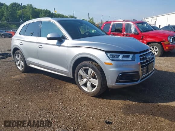 ✅ 2019 Audi Q5 Prestige • VIN: WA1CNAFY3K2043198 • Лот: 42620575. Опубликован ранее на IAAI с пробегом 61 176 миль. Бесплатный доступ к архиву аукционных продаж из США и подробный отчёт об истории автомобиля на DreamBid. Изображение 1.