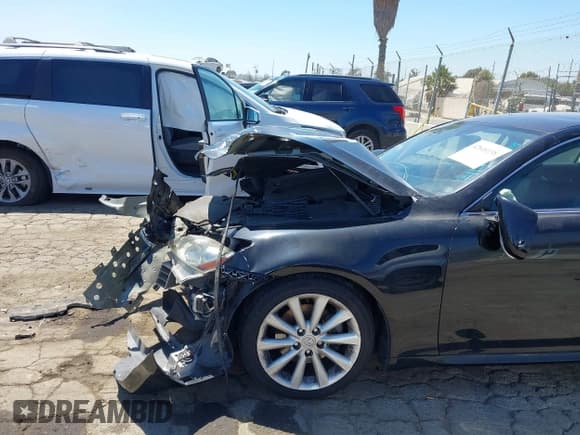 ✅ 2010 Lexus IS 250 • VIN: JTHBF5C21A5119406 • Лот: 42848158. Опубликован ранее на IAAI с пробегом 132 684 миль. Бесплатный доступ к архиву аукционных продаж из США и подробный отчёт об истории автомобиля на DreamBid. Изображение 6.