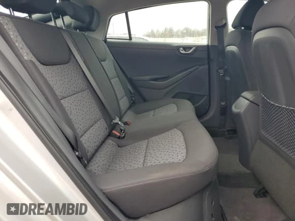 ✅ 2019 Hyundai Ioniq Blue • VIN: KMHC65LC8KU159001 • Lot: 82021314. Wystawiony na Copart z przebiegiem 45 522 mil. Bezpłatny archiwum sprzedaży aukcyjnych z USA i szczegółowy raport historii pojazdu na DreamBid. Zdjęcie 10.