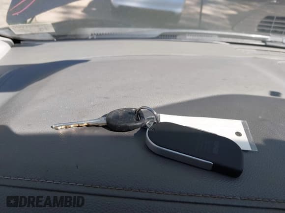 ✅ 2016 GMC Acadia SLE • VIN: 1GKKRNED3GJ177951 • Lot: 42341852. Listed on IAAI with 78,666 mi. Free auction sales archive from the USA and detailed vehicle history report at DreamBid. Image 11.