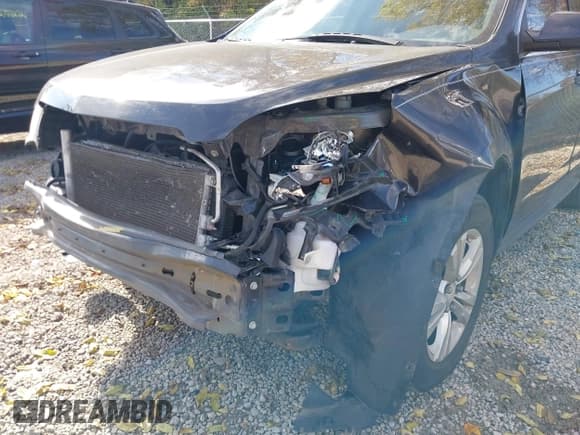 ✅ 2015 Chevrolet Equinox LT • VIN: 2GNALBEK0F6104951 • Lot: 43596665. Listed on IAAI with 129,750 mi. Free auction sales archive from the USA and detailed vehicle history report at DreamBid. Image 6.