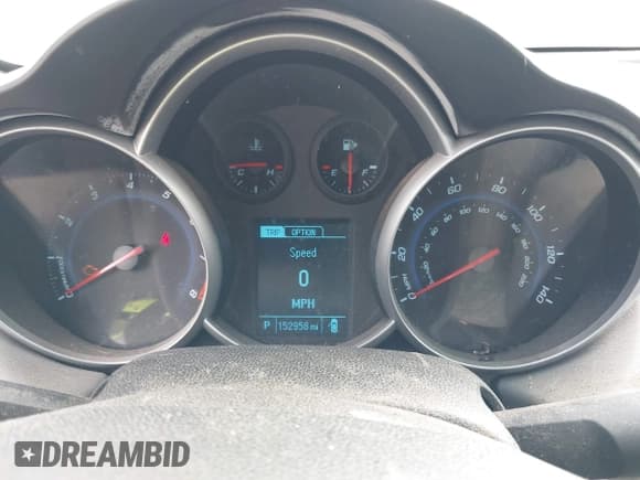 ✅ 2014 Chevrolet Cruze LS • VIN: 1G1PA5SG0E7189811 • Lot: 43023493. Wystawiony na IAAI z przebiegiem 152 958 mil. Bezpłatny archiwum sprzedaży aukcyjnych z USA i szczegółowy raport historii pojazdu na DreamBid. Zdjęcie 7.