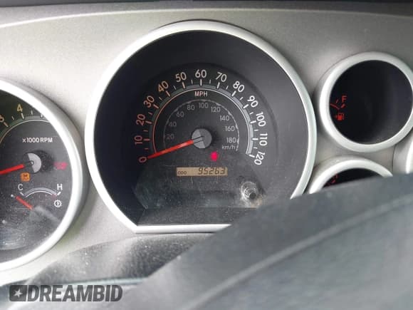 ✅ 2013 Toyota Tundra • VIN: 5TFEY5F19DX138208 • Lot: 42083516. Wystawiony na IAAI z przebiegiem 96 000 mil. Bezpłatny archiwum sprzedaży aukcyjnych z USA i szczegółowy raport historii pojazdu na DreamBid. Zdjęcie 7.