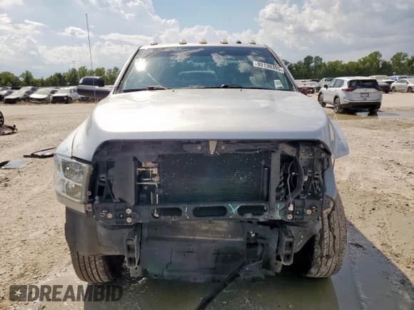 ✅ 2018 Ram 2500 Tradesman • VIN: 3C6UR5CJ7JG166108 • Lot: 80130395. Listed on Copart with 145,192 mi. Free auction sales archive from the USA and detailed vehicle history report at DreamBid. Image 5.