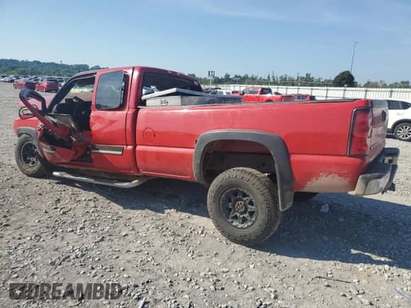 2007 Chevrolet Silverado 2500HD LT2 with VIN 1GCHK29D27E100225, listed as a Copart auction lot 68008275 with Not provided miles and Salvage title. Bid and sale history available at DreamBid. Image 2.
