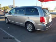 ✅ 2019 Dodge Grand Caravan SXT • VIN: 2C4RDGCG8KR621735 • Лот: 43600141. Опубликован ранее на IAAI с пробегом 244 498 миль. Бесплатный доступ к архиву аукционных продаж из США и подробный отчёт об истории автомобиля на DreamBid. Изображение 3.