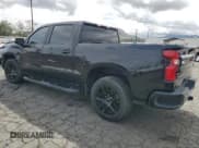 ✅ 2023 Chevrolet Silverado 1500 • VIN: 1GCPADE88PZ317807 • Лот: 51021005. Опубликован ранее на Copart с пробегом 22 571 миль. Бесплатный доступ к архиву аукционных продаж из США и подробный отчёт об истории автомобиля на DreamBid. Изображение 2.