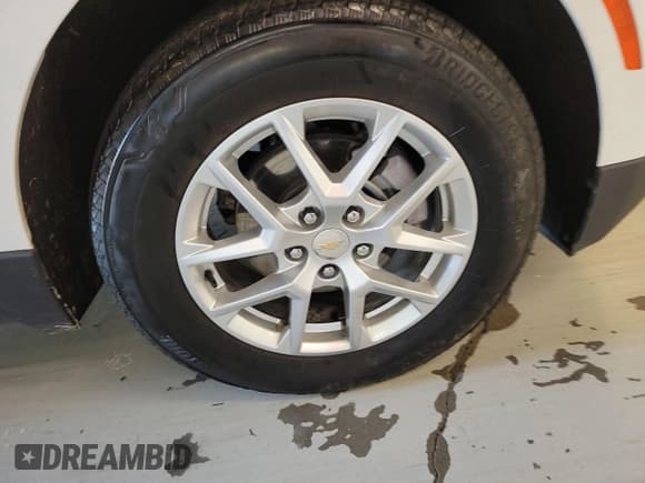 ✅ 2024 Chevrolet Equinox LS • VIN: 3GNAX5EG7RL304324 • Лот: 43658272. Опубликован ранее на IAAI с пробегом 29 638 миль. Бесплатный доступ к архиву аукционных продаж из США и подробный отчёт об истории автомобиля на DreamBid. Изображение 21.