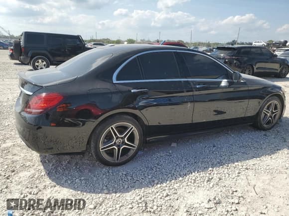 ✅ 2020 Mercedes-Benz C 300 • VIN: W1KWF8EB4LR580098 • Lot: 49272095. Wystawiony na Copart z przebiegiem Nie podano. Bezpłatny archiwum sprzedaży aukcyjnych z USA i szczegółowy raport historii pojazdu na DreamBid. Zdjęcie 3.
