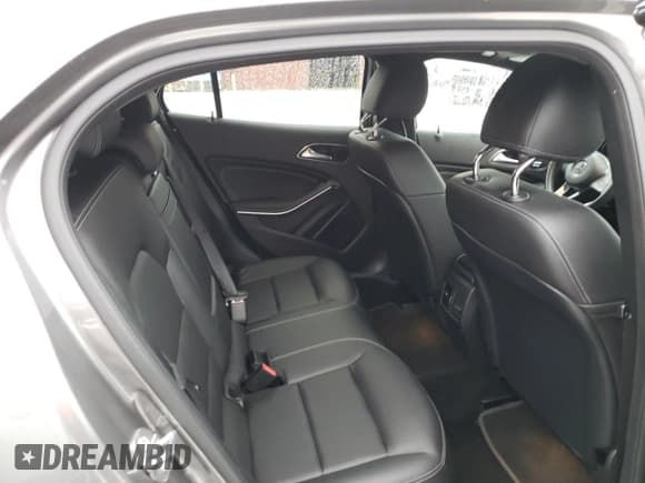 ✅ 2020 Mercedes-Benz GLA 250 • VIN: WDCTG4GB9LJ659579 • Лот: 36731873. Опубликован ранее на Copart с пробегом 18 689 миль. Бесплатный доступ к архиву аукционных продаж из США и подробный отчёт об истории автомобиля на DreamBid. Изображение 11.