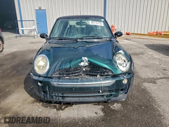 ✅ 2006 MINI Hardtop • VIN: WMWRC33516TK73878 • Lot: 92715115. Listed on Copart with 272,663 mi. Free auction sales archive from the USA and detailed vehicle history report at DreamBid. Image 5.