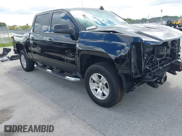 ✅ 2018 Chevrolet Silverado 1500 LT • VIN: 3GCPCREH6JG315777 • Лот: 43279346. Опубликован ранее на IAAI с пробегом 102 487 миль. Бесплатный доступ к архиву аукционных продаж из США и подробный отчёт об истории автомобиля на DreamBid. Изображение 1.