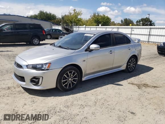 ✅ 2017 Mitsubishi Lancer ES • VIN: JA32U2FUXHU014607 • Lot: 80101395. Wystawiony na Copart z przebiegiem 135 025 mil. Bezpłatny archiwum sprzedaży aukcyjnych z USA i szczegółowy raport historii pojazdu na DreamBid. Zdjęcie 1.