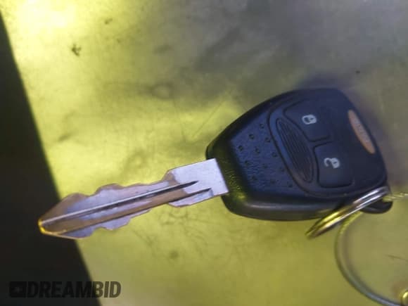 ✅ 2006 Dodge 2500 SLT • VIN: 1D7KS28D16J173153 • Лот: 43621904. Опубликован ранее на IAAI с пробегом 168 215 миль. Бесплатный доступ к архиву аукционных продаж из США и подробный отчёт об истории автомобиля на DreamBid. Изображение 11.