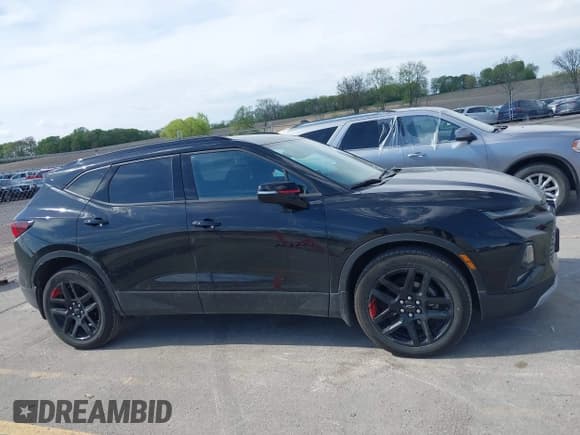 ✅ 2020 Chevrolet Blazer LT • VIN: 3GNKBHRS4LS608775 • Lot: 42191911. Listed on IAAI with 58,148 mi. Free auction sales archive from the USA and detailed vehicle history report at DreamBid. Image 13.