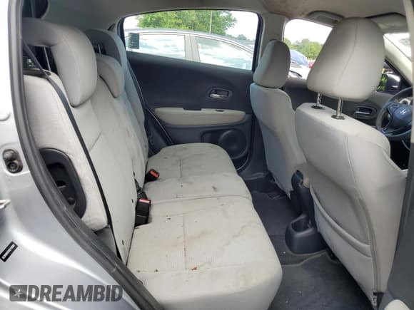 ✅ 2019 Honda HR-V LX • VIN: 3CZRU6H37KG715587 • Лот: 62605045. Опубликован ранее на Copart с пробегом 166 753 миль. Бесплатный доступ к архиву аукционных продаж из США и подробный отчёт об истории автомобиля на DreamBid. Изображение 11.