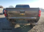 ✅ 2015 Chevrolet Silverado 2500HD High Country • VIN: 1GC1KXE82FF501435 • Lot: 91741215. Wystawiony na Copart z przebiegiem 296 636 mil. Bezpłatny archiwum sprzedaży aukcyjnych z USA i szczegółowy raport historii pojazdu na DreamBid. Zdjęcie 6.