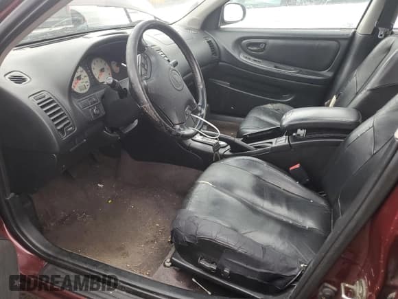 ✅ 2001 Nissan Maxima GXE • VIN: JN1CA31D91T831187 • Lot: 72222434. Wystawiony na Copart z przebiegiem 138 438 mil. Bezpłatny archiwum sprzedaży aukcyjnych z USA i szczegółowy raport historii pojazdu na DreamBid. Zdjęcie 7.