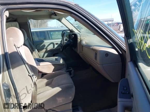 2006 GMC Sierra 1500 Work Truck with VIN 1GTEK19B76E119640, listed as a IAAI auction lot 41456475 with 212,634 mi miles and . Bid and sale history available at DreamBid. Image 5.