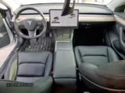 ✅ 2021 Tesla Model 3 Standard Range Plus • VIN: 5YJ3E1EAXMF016770 • Lot: 55045515. Wystawiony na Copart z przebiegiem 38 585 mil. Bezpłatny archiwum sprzedaży aukcyjnych z USA i szczegółowy raport historii pojazdu na DreamBid. Zdjęcie 8.