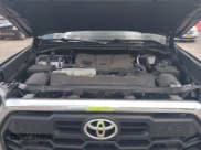 ✅ 2022 Toyota Tundra SR5 • VIN: 5TFLA5ABXNX012243 • Lot: 42544470. Wystawiony na IAAI z przebiegiem 43 629 mil. Bezpłatny archiwum sprzedaży aukcyjnych z USA i szczegółowy raport historii pojazdu na DreamBid. Zdjęcie 10.